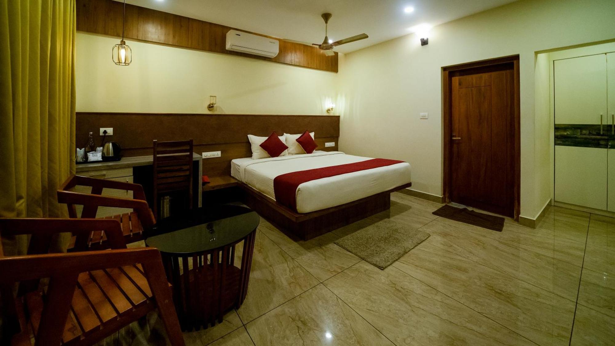 Vythiri Holiday Resort, Wayanad מראה חיצוני תמונה