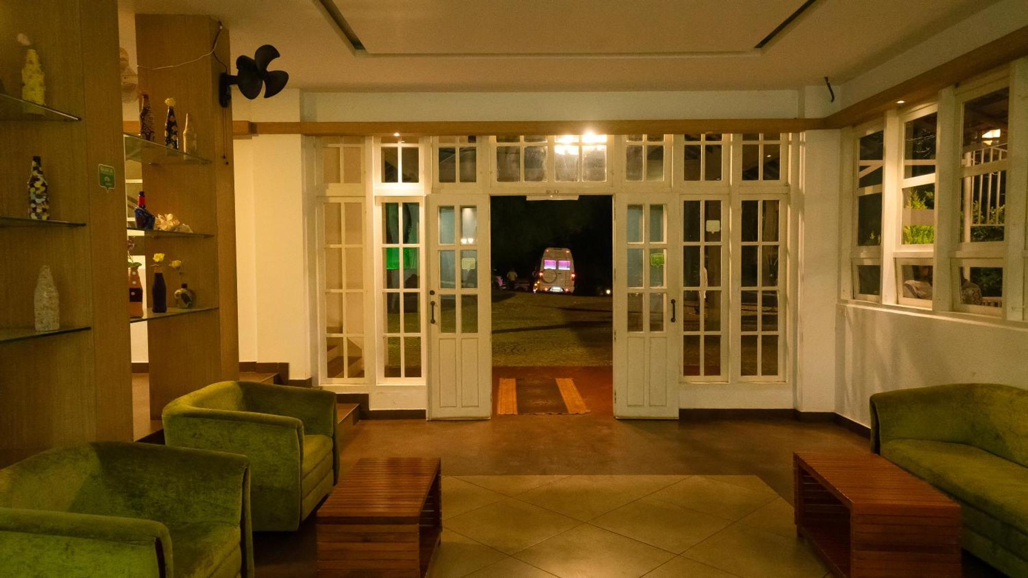 Vythiri Holiday Resort, Wayanad מראה חיצוני תמונה
