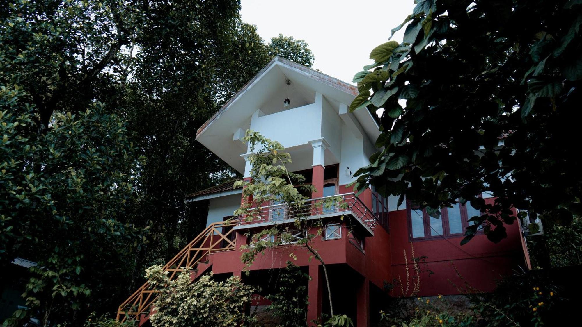 Vythiri Holiday Resort, Wayanad מראה חיצוני תמונה