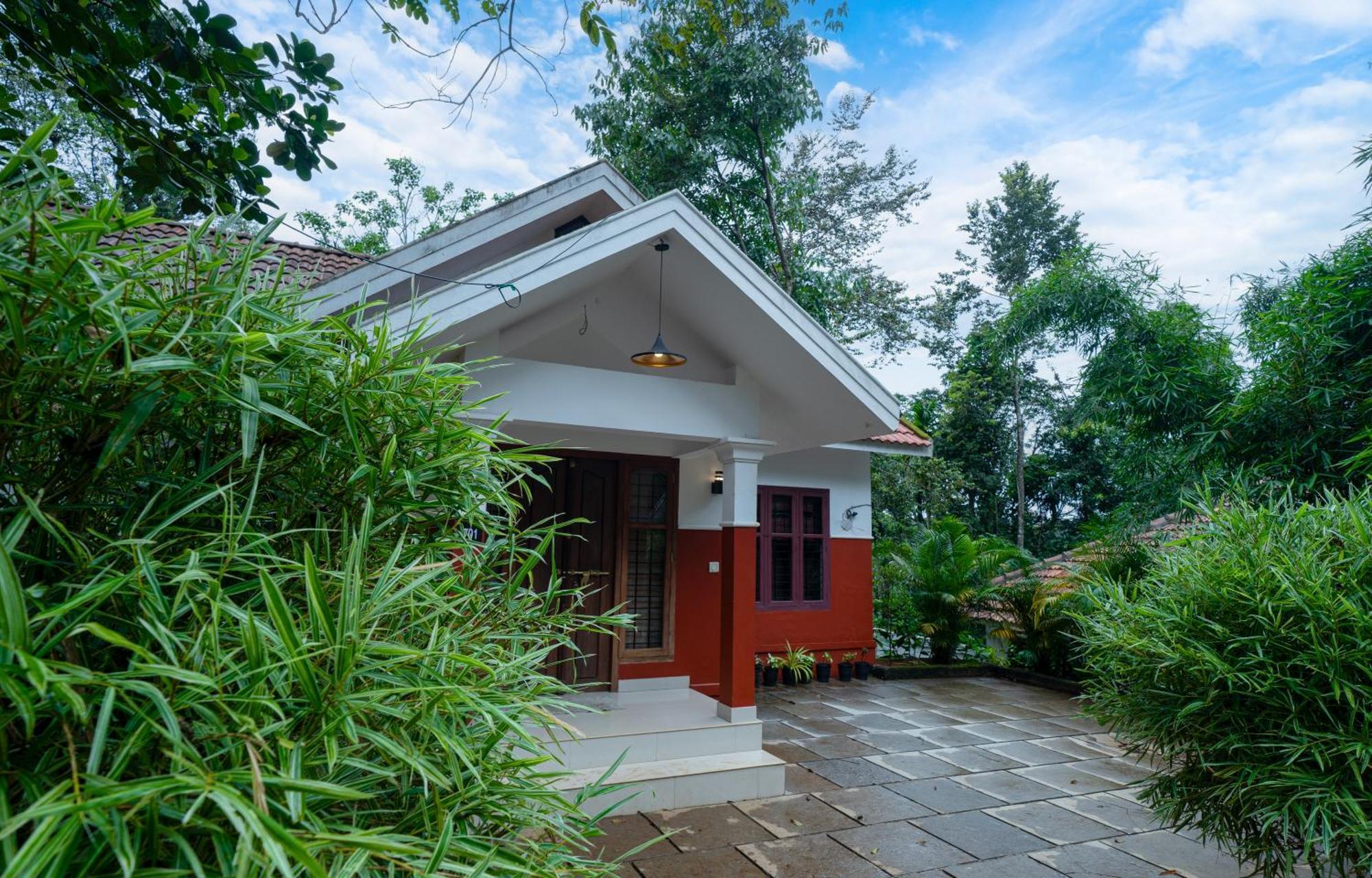 Vythiri Holiday Resort, Wayanad מראה חיצוני תמונה