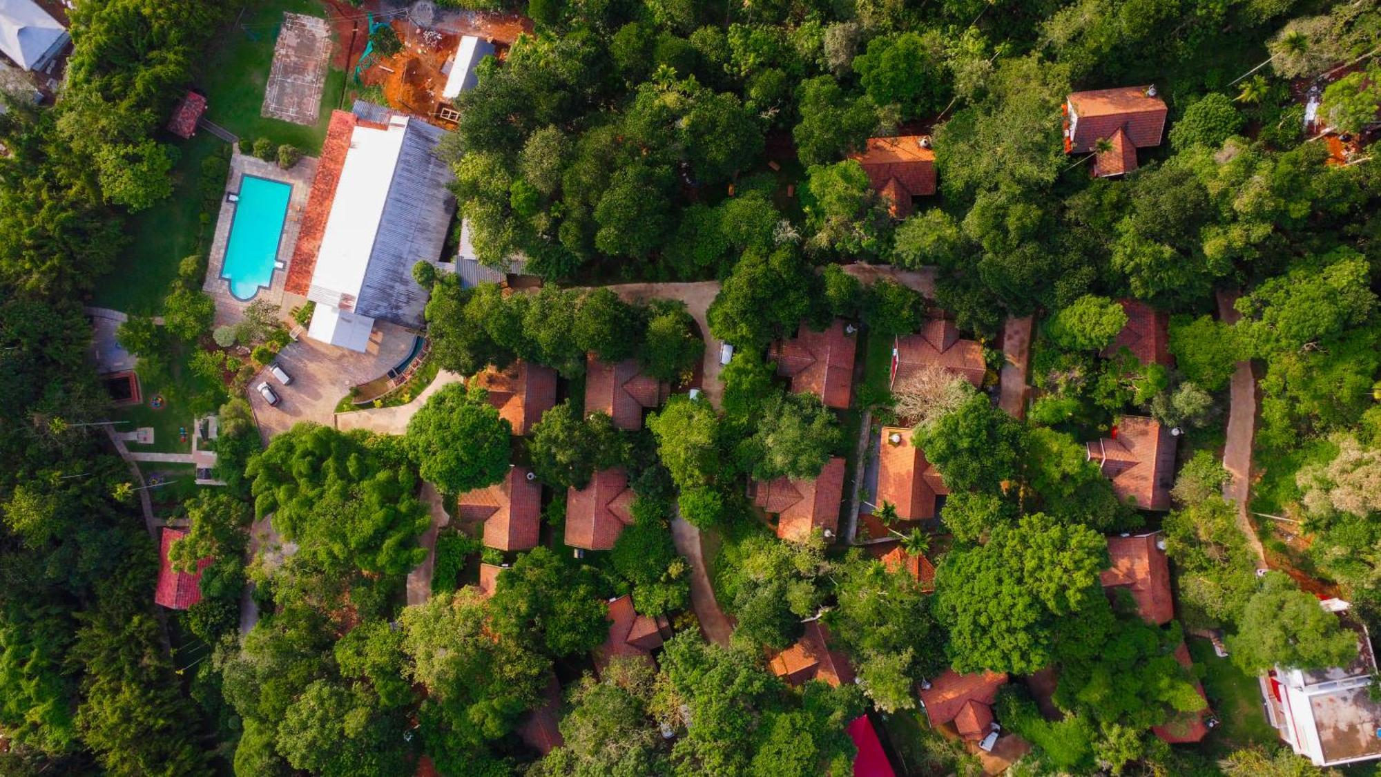 Vythiri Holiday Resort, Wayanad מראה חיצוני תמונה